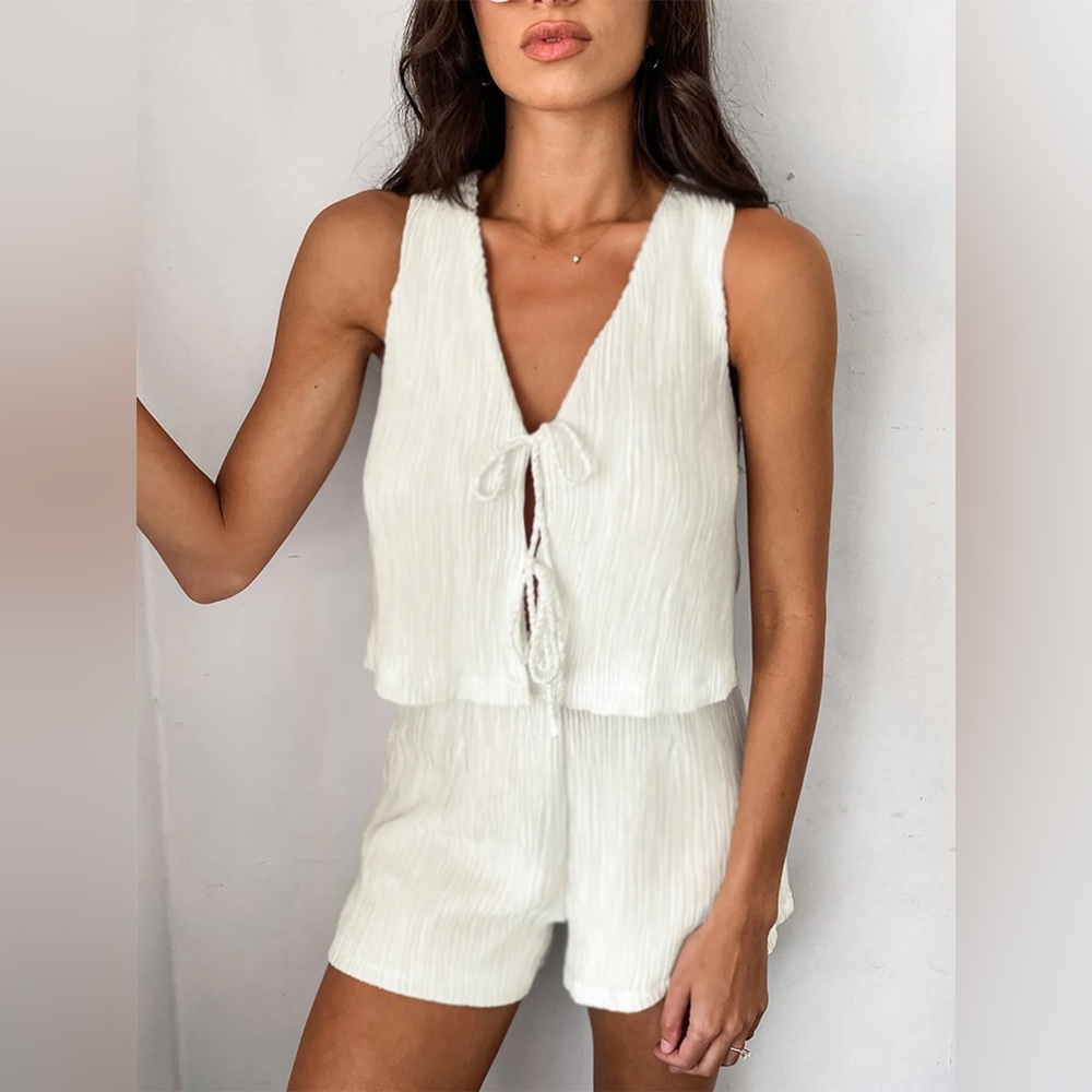 Solid Tie Front Vest With Shorts Set - Commense - Picture 2 of 4